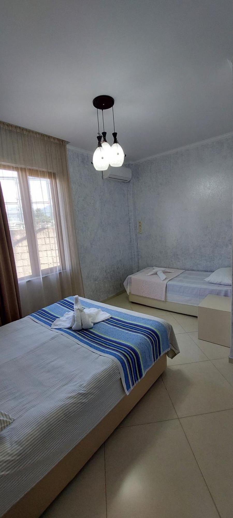 Hotel Ergo Batumi Exteriör bild